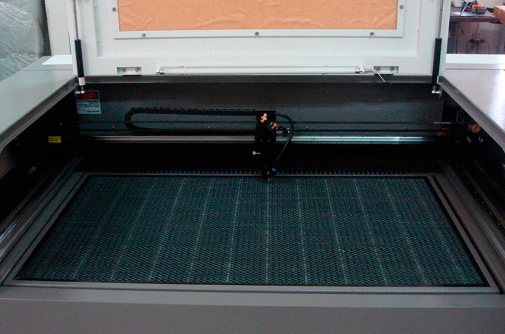 Máquina Laser PontoFlex P-10060